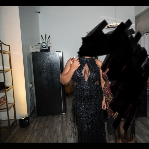 Sequin fringe black deess - Picture 5 of 7